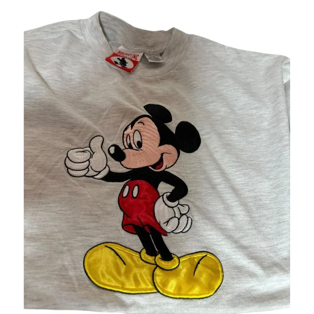 Vintage Mickey Mouse Embroidered Men's L/XL T-Shirt On Mickey, Inc